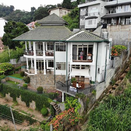 36 Bed & Breakfast Kandy Bagian luar foto