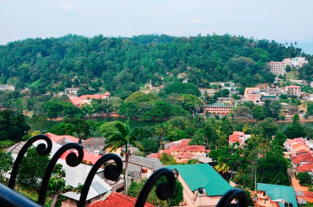 36 Bed & Breakfast Kandy Bagian luar foto