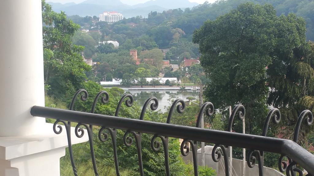 36 Bed & Breakfast Kandy Bagian luar foto